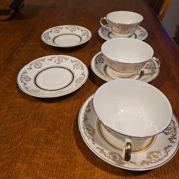 Crownford Bone China Cup & Saucer Set – Service for 5 –Vintage English porcelain - Picture 8 of 8
